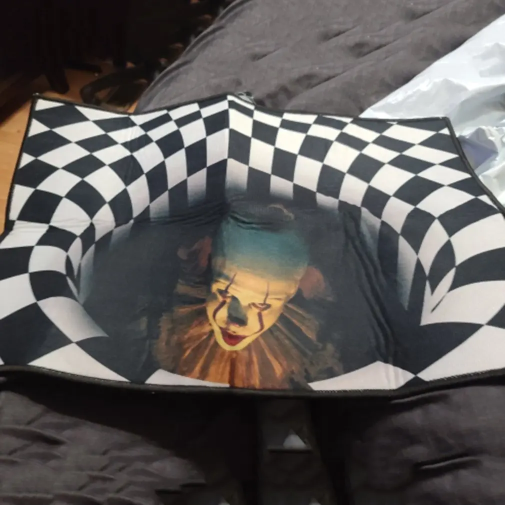 40*60cm 3D Clown Trap Visual Carpet Living Room Bedroom Floor Mat Halloween Carpet Sewer Manhole Cover Clown Horror Home Carpet
40*60cm 3D Clown Trap Visual Carpet Living Room Bedroom Floor Mat Halloween Carpet Sewer Manhole Cover Clown Horror Home Carpet