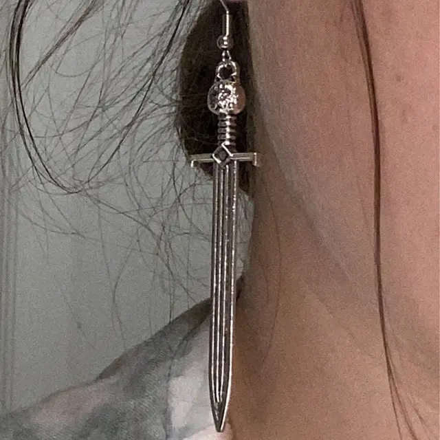 New Antique Animal Dangle Earring Jewelry 67 * 14 * 5mm Party Pendant Lovely Owl Sword Charms As Gift Jewelry Vintage Style
New Antique Animal Dangle Earring Jewelry 67 * 14 * 5mm Party Pendant Lovely Owl Sword Charms As Gift Jewelry Vintage Style
