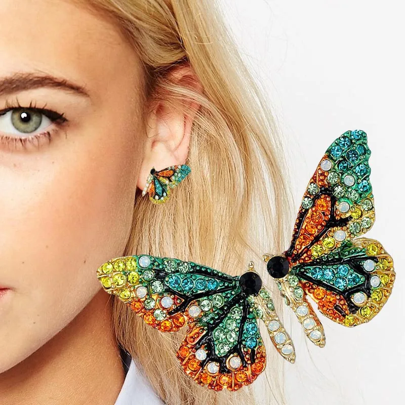 2021 New Fashion Butterfly Wings Earrings Female Rhinestone Wild Personality Metal Earrings Sweet Romantic Jewelry
2021 New Fashion Butterfly Wings Earrings Female Rhinestone Wild Personality Metal Earrings Sweet Romantic Jewelry