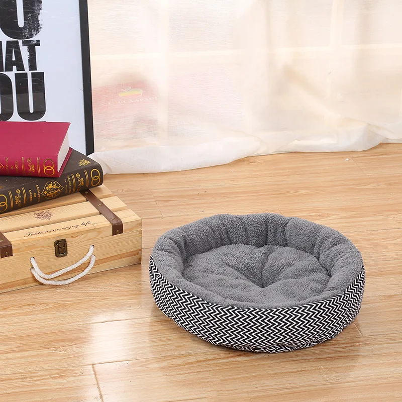2020 new warm luxury dog bed cushion sofa dog house pet bed puppy waterproof dog winter sleeping soft cat blanket
2020 new warm luxury dog bed cushion sofa dog house pet bed puppy waterproof dog winter sleeping soft cat blanket