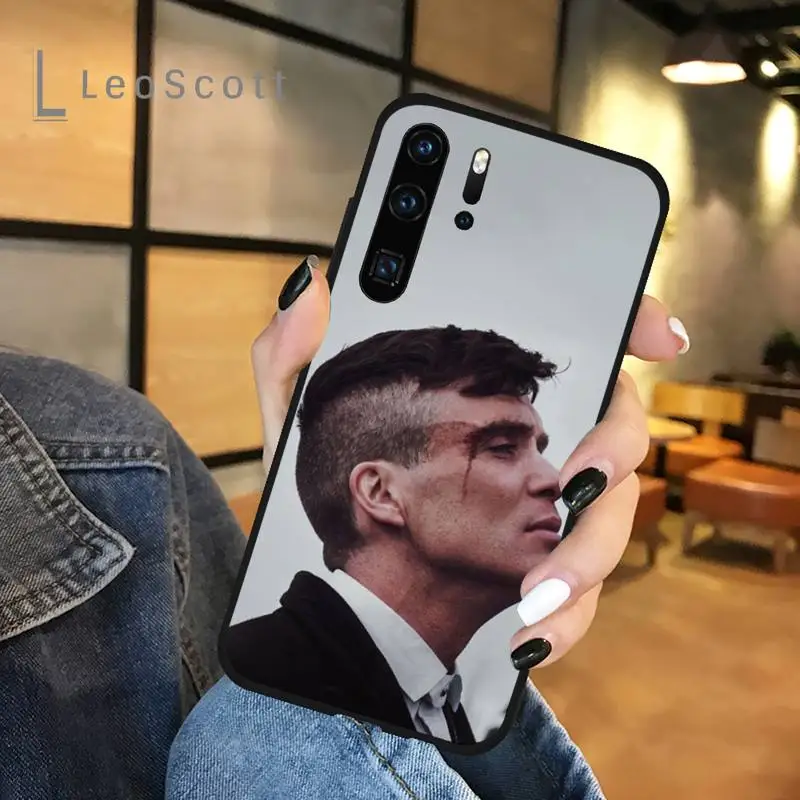 Peaky Blinders men Tv Tommy Shelby Phone Case For Huawei honor Mate P 9 10 20 30 40 Pro 10i 7 8 a x Lite nova 5t
Peaky Blinders men Tv Tommy Shelby Phone Case For Huawei honor Mate P 9 10 20 30 40 Pro 10i 7 8 a x Lite nova 5t
