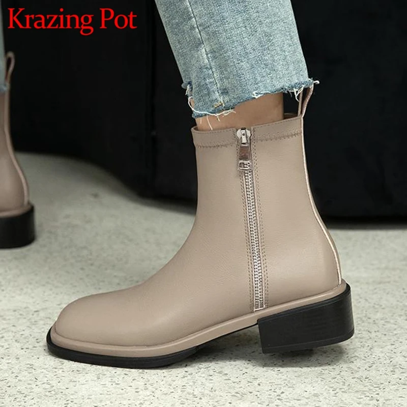 Krazing Pot genuine leather zipper winter simply style square toe daily wear med heels solid color tooling style ankle boots l04
Krazing Pot genuine leather zipper winter simply style square toe daily wear med heels solid color tooling style ankle boots l04