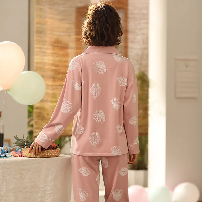 Autumn Winter 100%Cotton Women Pajamas Set Print Thin Long Sleeve Turn-down Collar Big Size Pyjama Femme Sleepwear Homewear
Autumn Winter 100%Cotton Women Pajamas Set Print Thin Long Sleeve Turn-down Collar Big Size Pyjama Femme Sleepwear Homewear