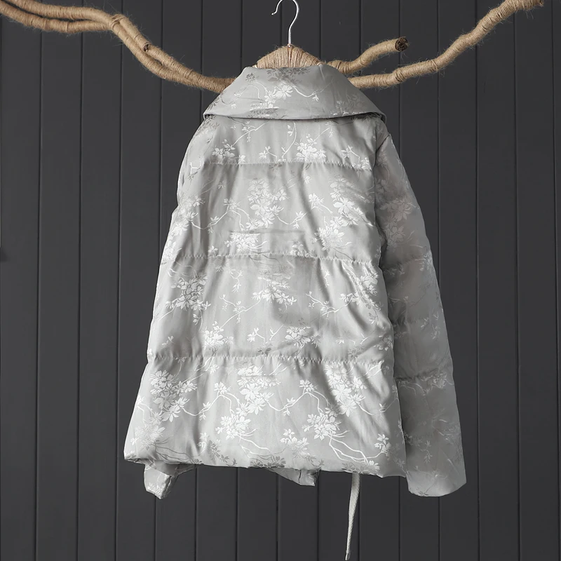 Winter new style suit collar retro white duck down jacket women 2020 thickened warmth slant belted down jacket Female kimono
Winter new style suit collar retro white duck down jacket women 2020 thickened warmth slant belted down jacket Female kimono