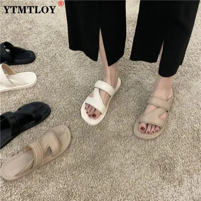 2021 New Summer Sandals Women Black Flock Fashion Square High Heels Woman Sandals Velvet Open Toe Metal Decoration Shoes Lady
2021 New Summer Sandals Women Black Flock Fashion Square High Heels Woman Sandals Velvet Open Toe Metal Decoration Shoes Lady