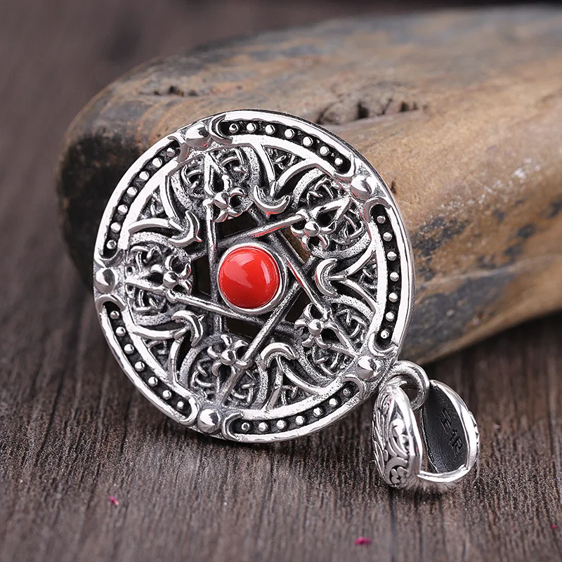 Uglyless Punk Hollow Star Necklaces for Men Thai Silver Medal Pendant NO Chain Agate HIP HOP Performance Chic Jewelry 925 Silver
Uglyless Punk Hollow Star Necklaces for Men Thai Silver Medal Pendant NO Chain Agate HIP HOP Performance Chic Jewelry 925 Silver