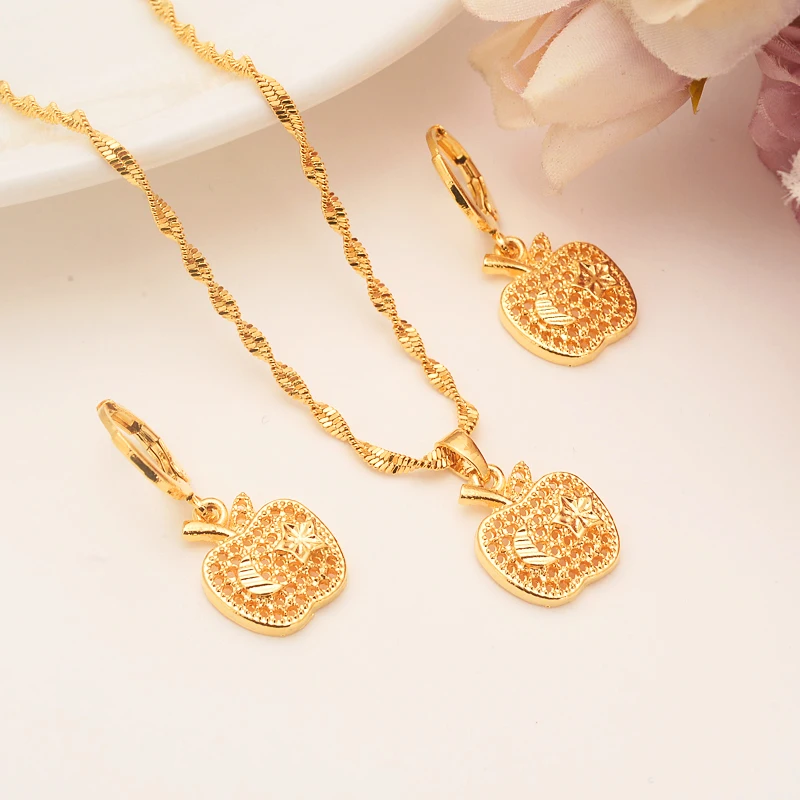 Gold Color Hollow Apple Earrings Pendant Necklaces Elegant Jewerly Set For Women Exquisite Dubai Arab African Jewelry
Gold Color Hollow Apple Earrings Pendant Necklaces Elegant Jewerly Set For Women Exquisite Dubai Arab African Jewelry