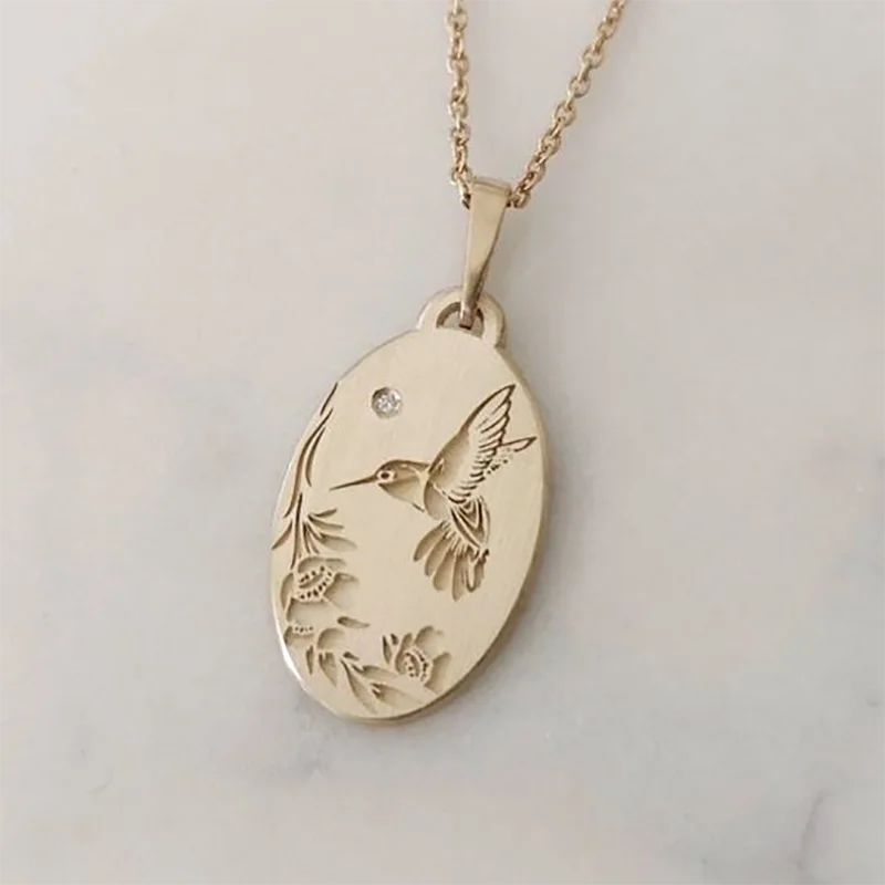 Simple Gold Color Oval Shaped Engraving Bird Leaves Branch Copper Pendant Sweater Necklace for Women Party Jewelry
Simple Gold Color Oval Shaped Engraving Bird Leaves Branch Copper Pendant Sweater Necklace for Women Party Jewelry