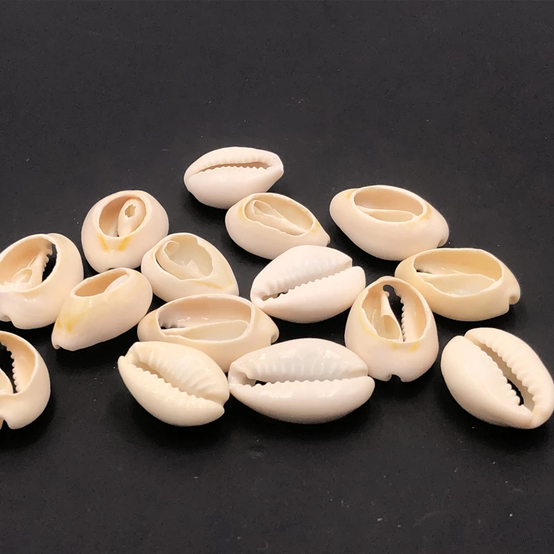 10pcs 20-22mm Natural Half Cut Beige Shell For Scrapbook Craft DIY Handmade Seashells Glass Bottle Nautical Home Decoration
10pcs 20-22mm Natural Half Cut Beige Shell For Scrapbook Craft DIY Handmade Seashells Glass Bottle Nautical Home Decoration