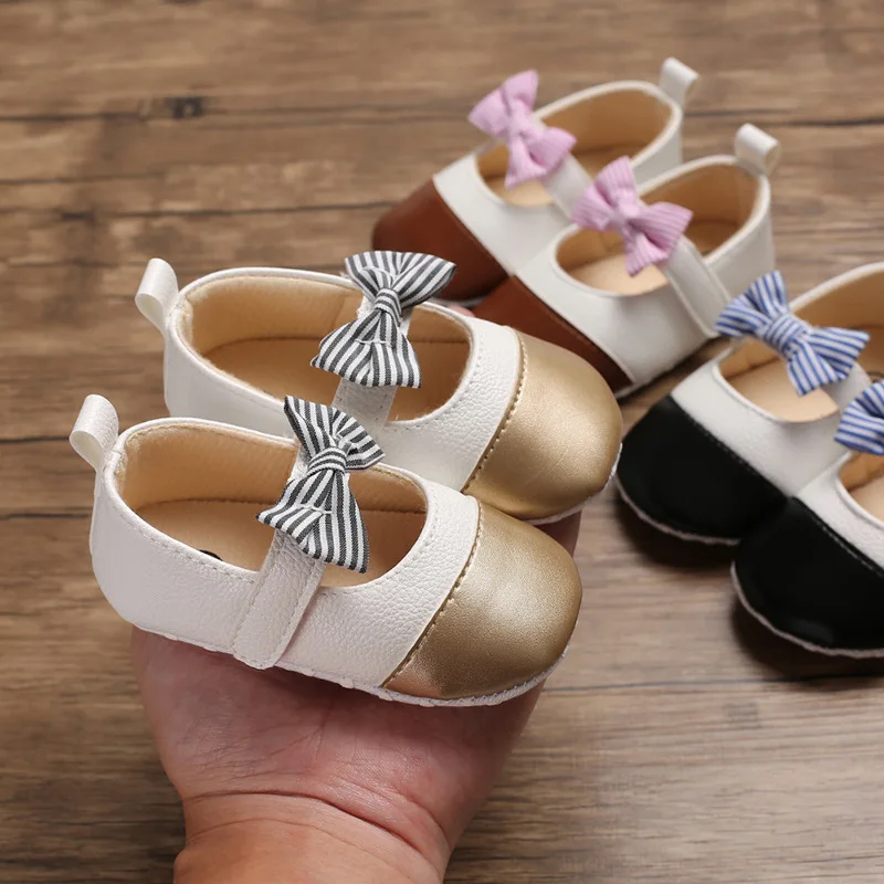 Детские мокасины, обувь для новорожденных девочек, кроссовки с мягкой подошвой, обувь для первых шагов, весенняя обувь для маленьких принце...
Детские мокасины, обувь для новорожденных девочек, кроссовки с мягкой подошвой, обувь для первых шагов, весенняя обувь для маленьких принце...