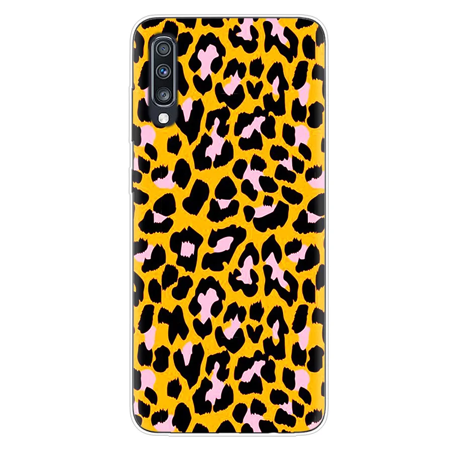Leopard Texture Case For Samsung Galaxy S21 Ultra A50 A70 A51 A71 A20 A20E S20 FE S10 Plus S7 Edge S8 S9 S10E A10 Note 20 Back C
Leopard Texture Case For Samsung Galaxy S21 Ultra A50 A70 A51 A71 A20 A20E S20 FE S10 Plus S7 Edge S8 S9 S10E A10 Note 20 Back C