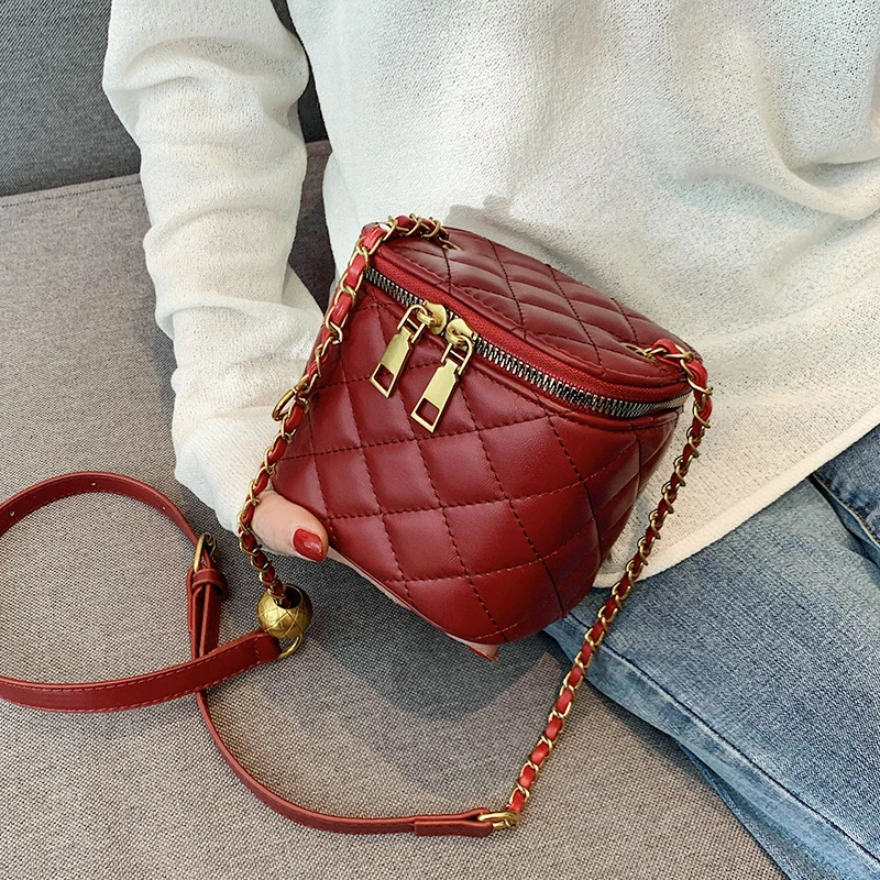 VeryMe Small Square Leather Crossbody Bag Exquisite Pu Shoulder Bag Handbag Designer Female Daily Pack Fashion Sac De Luxe Femme
VeryMe Small Square Leather Crossbody Bag Exquisite Pu Shoulder Bag Handbag Designer Female Daily Pack Fashion Sac De Luxe Femme
