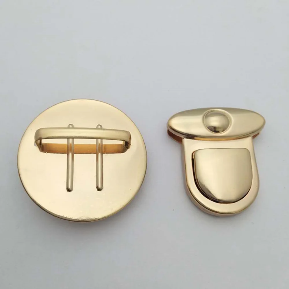 1 Pc Metal Lock Bag Case Buckle Clasp For Handbags Shoulder Bags Purse Tote Accessories Diy Craft 4.6cm In Diameter
1 Pc Metal Lock Bag Case Buckle Clasp For Handbags Shoulder Bags Purse Tote Accessories Diy Craft 4.6cm In Diameter