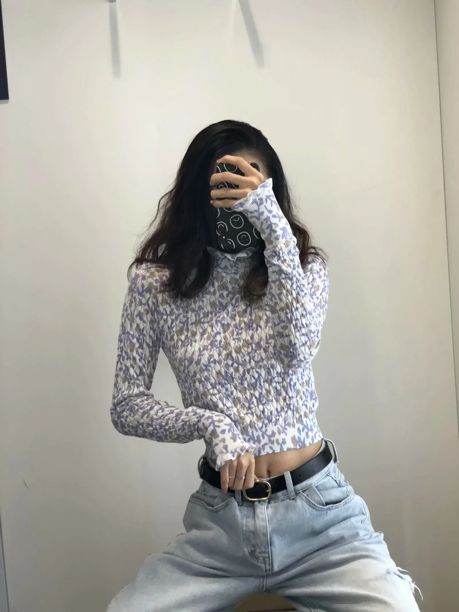 Floral diamond lattice stretch slim long sleeve knit base shirt
Floral diamond lattice stretch slim long sleeve knit base shirt