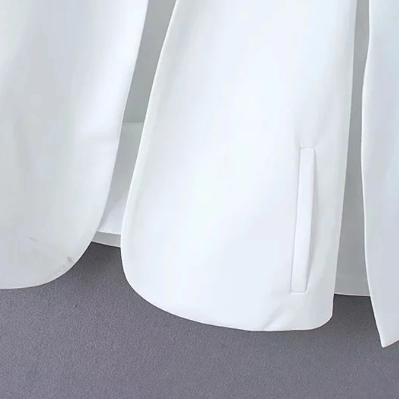 Split Design Women Cloak Suit Coat Casual Lady Black and White Jacket Fashion Streetwear Loose Outerwear Tops
Split Design Women Cloak Suit Coat Casual Lady Black and White Jacket Fashion Streetwear Loose Outerwear Tops