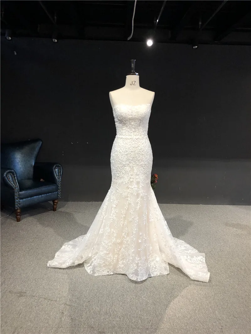 vestido de noiva Newest High Quality Customized Light Champagne Lace Strapless Mermaid Floor Length small Train Wedding Dresses
vestido de noiva Newest High Quality Customized Light Champagne Lace Strapless Mermaid Floor Length small Train Wedding Dresses