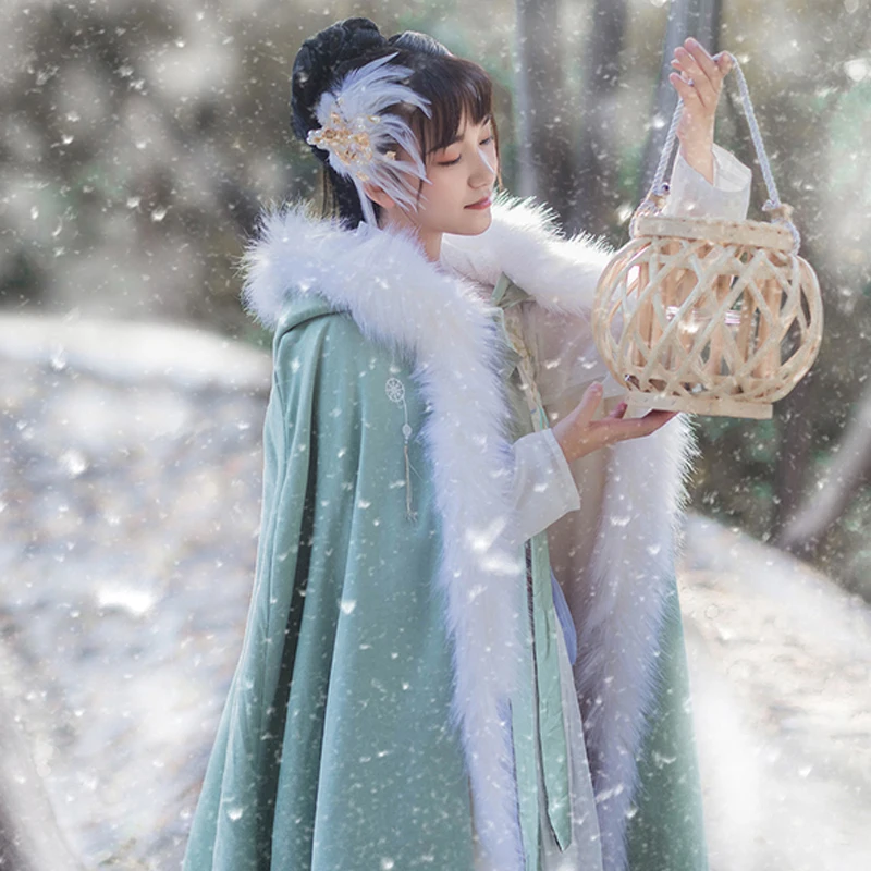 Female Hanfu Cloak Winter And Autumn Warm Coat Chinese Traditional And Ancient Green Cloak Classical Dance Stage Costumes T450
Female Hanfu Cloak Winter And Autumn Warm Coat Chinese Traditional And Ancient Green Cloak Classical Dance Stage Costumes T450