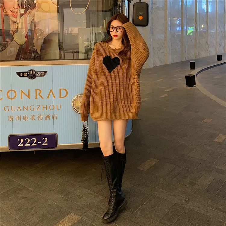 Autumn Winter Long coat Casual love pullover sweater women Loose Long sleeve O-neck knitting sweaters female
Autumn Winter Long coat Casual love pullover sweater women Loose Long sleeve O-neck knitting sweaters female