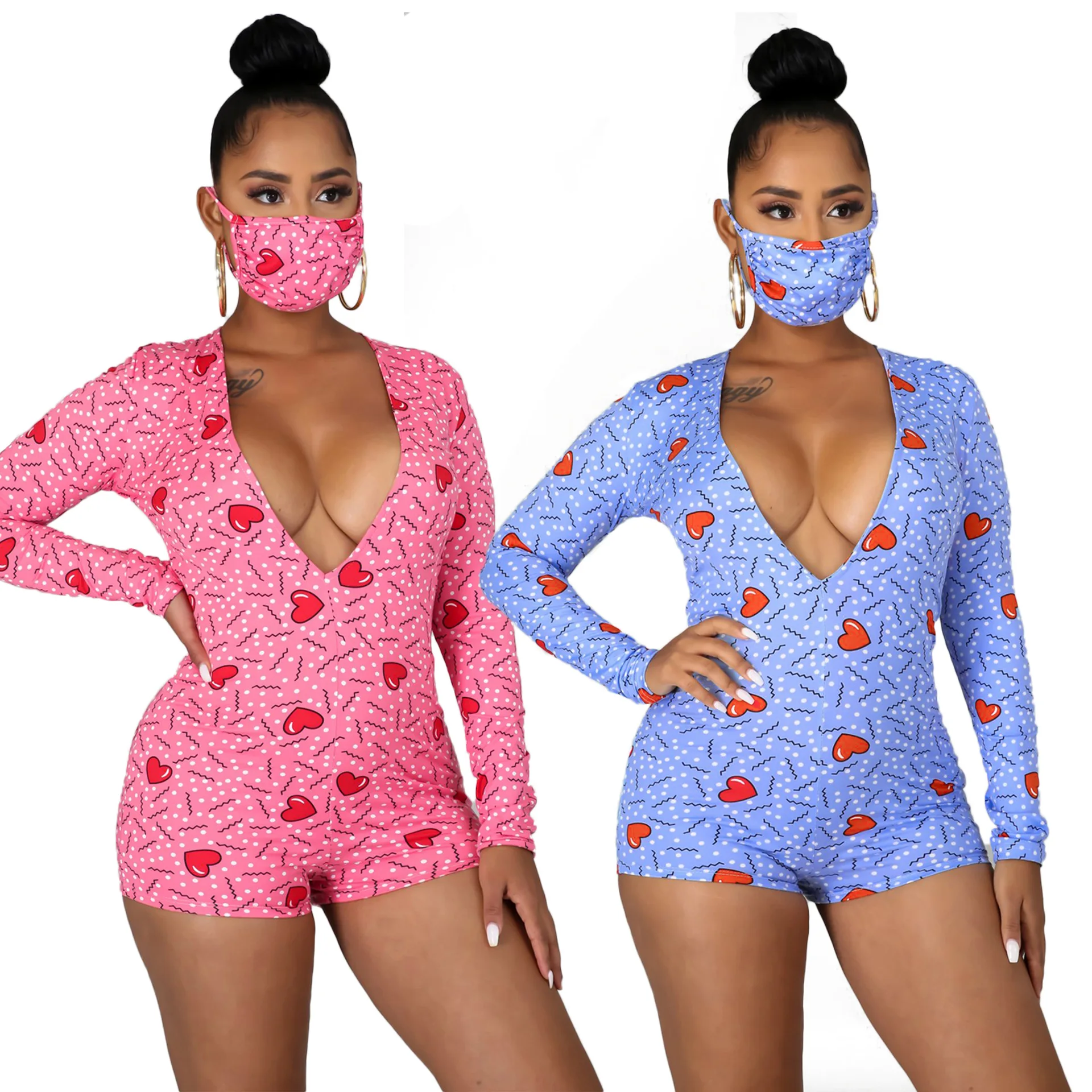 2021 Summer New Women's Jumpsuit Pink Blue V-neck Sexy Skinny Full Sleeves Pullover Slim Printed Shorts Mask Two-piece Set
2021 Summer New Women's Jumpsuit Pink Blue V-neck Sexy Skinny Full Sleeves Pullover Slim Printed Shorts Mask Two-piece Set