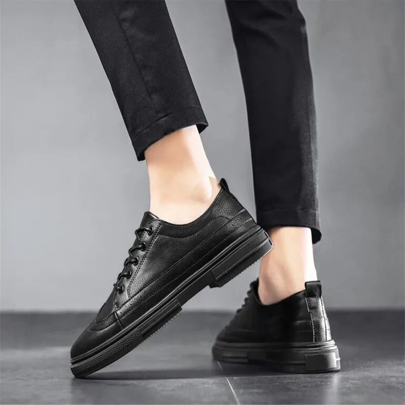 2020 Fashion Men's brogue Shoes Luxury Leather Wedding Shoes Men zapatos de hombres Lace-up Business Dress shoes Man Flats Shoes
2020 Fashion Men's brogue Shoes Luxury Leather Wedding Shoes Men zapatos de hombres Lace-up Business Dress shoes Man Flats Shoes