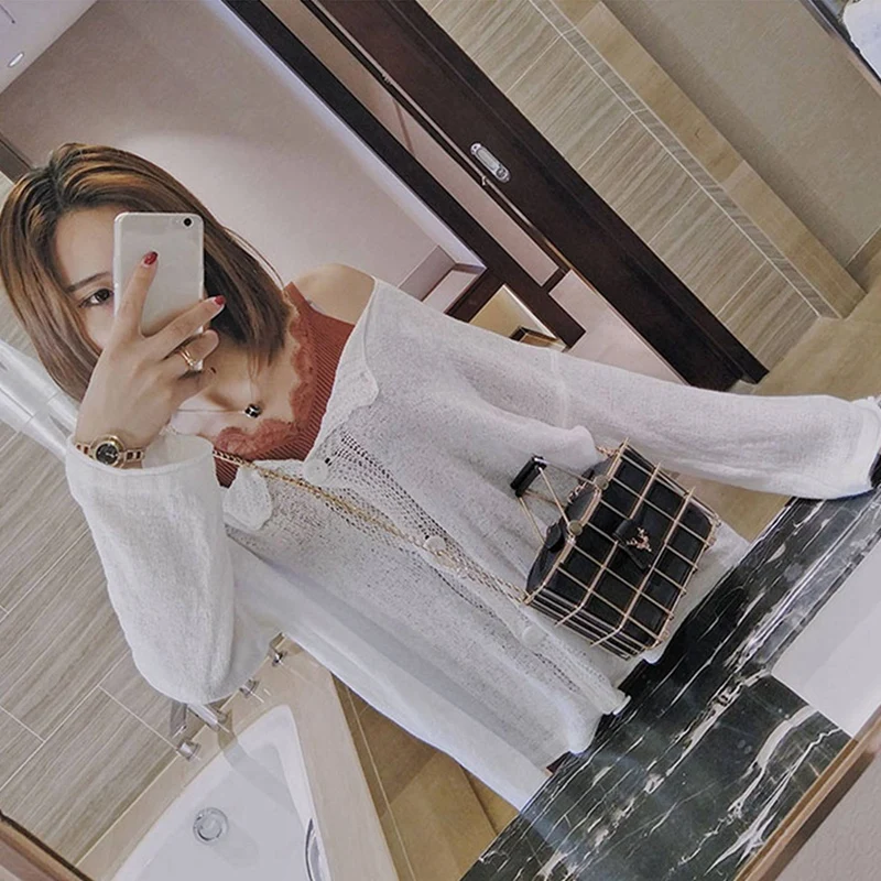 2 Pcs Personality Women Handbag Tote Metal Cage Girls Top-Handle Bags,14X16X14Cm & 19X9X13Cm 
2 Pcs Personality Women Handbag Tote Metal Cage Girls Top-Handle Bags,14X16X14Cm & 19X9X13Cm