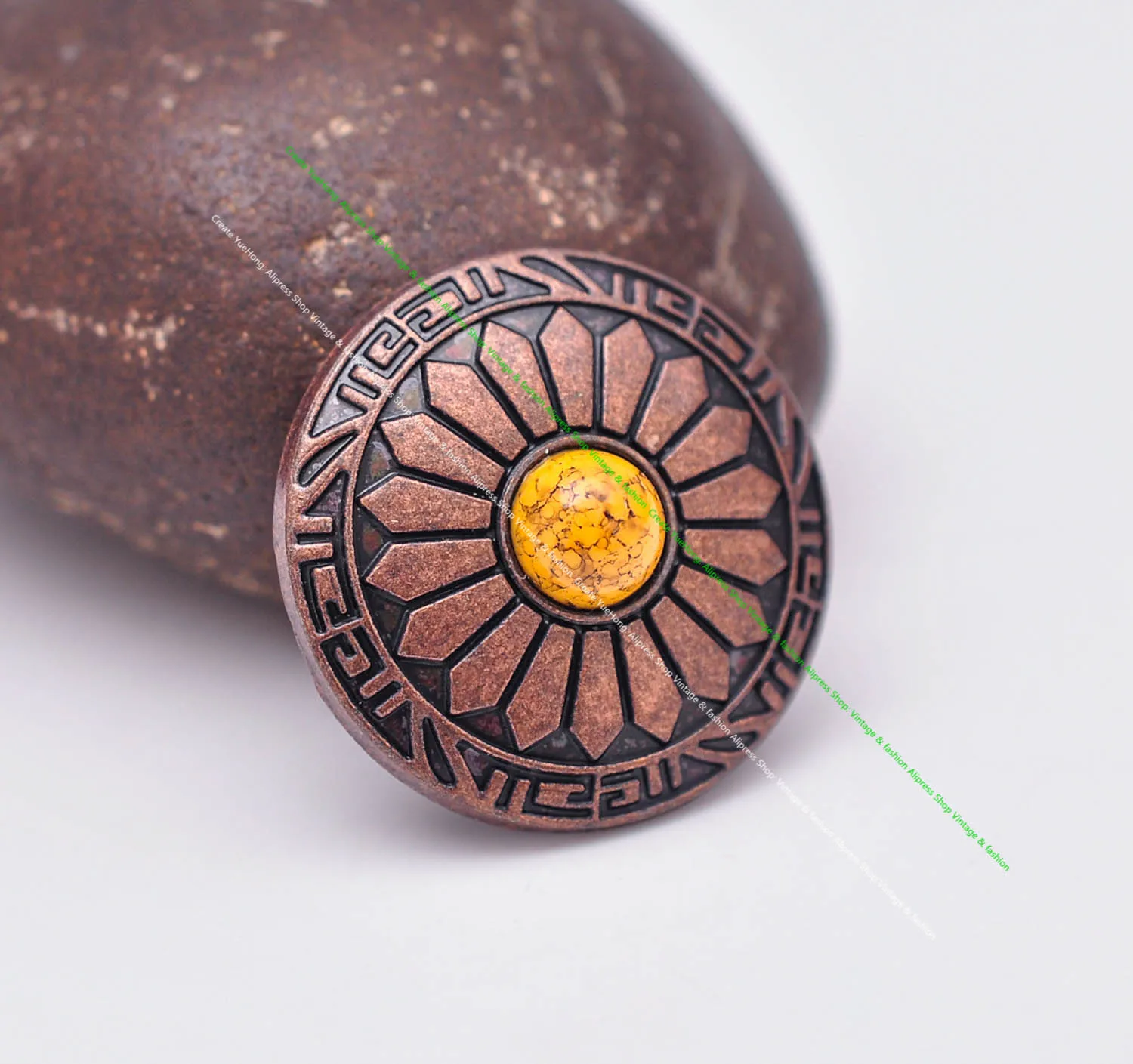 10pcs 30mm Antique Copper Sun Flower Yellow Turquoise Leathercraft Western Belt Bag Wallet Keyring Conchos For leather Screwback 
10pcs 30mm Antique Copper Sun Flower Yellow Turquoise Leathercraft Western Belt Bag Wallet Keyring Conchos For leather Screwback
