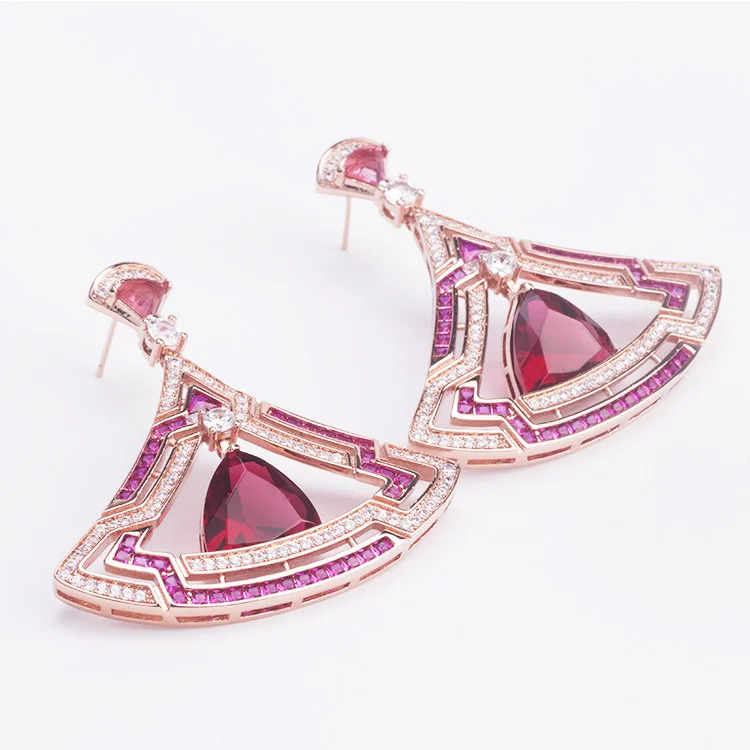 Europe and America Trendy Classic Zircon Colorful Gems Fan Shape Long Drop Earrings For Women Noble Temperament Jewelry Earrings
Europe and America Trendy Classic Zircon Colorful Gems Fan Shape Long Drop Earrings For Women Noble Temperament Jewelry Earrings