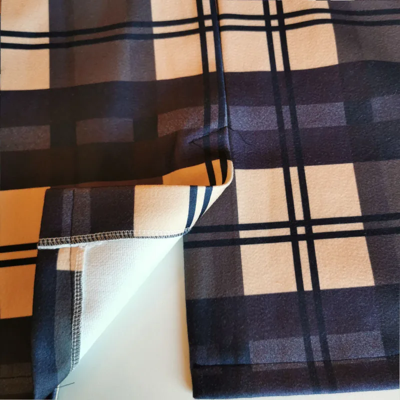 Men's Woolen Coat Mid-Length Notched Lapel Plaid Single-Breasted Mens Plaid Printed Jacket Slim Casual Male Trench Autumn Winter
Men's Woolen Coat Mid-Length Notched Lapel Plaid Single-Breasted Mens Plaid Printed Jacket Slim Casual Male Trench Autumn Winter