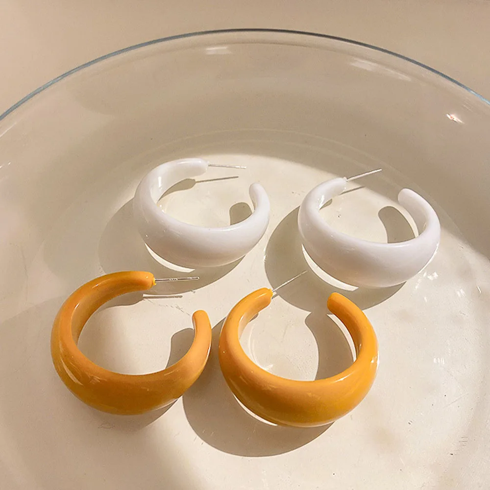 Retro Solid Color Acrylic Hoop Earrings for Women C Shaped Big Circle Dangle Earrings Round Korean Fashion Vintage Jewelry Gifts
Retro Solid Color Acrylic Hoop Earrings for Women C Shaped Big Circle Dangle Earrings Round Korean Fashion Vintage Jewelry Gifts