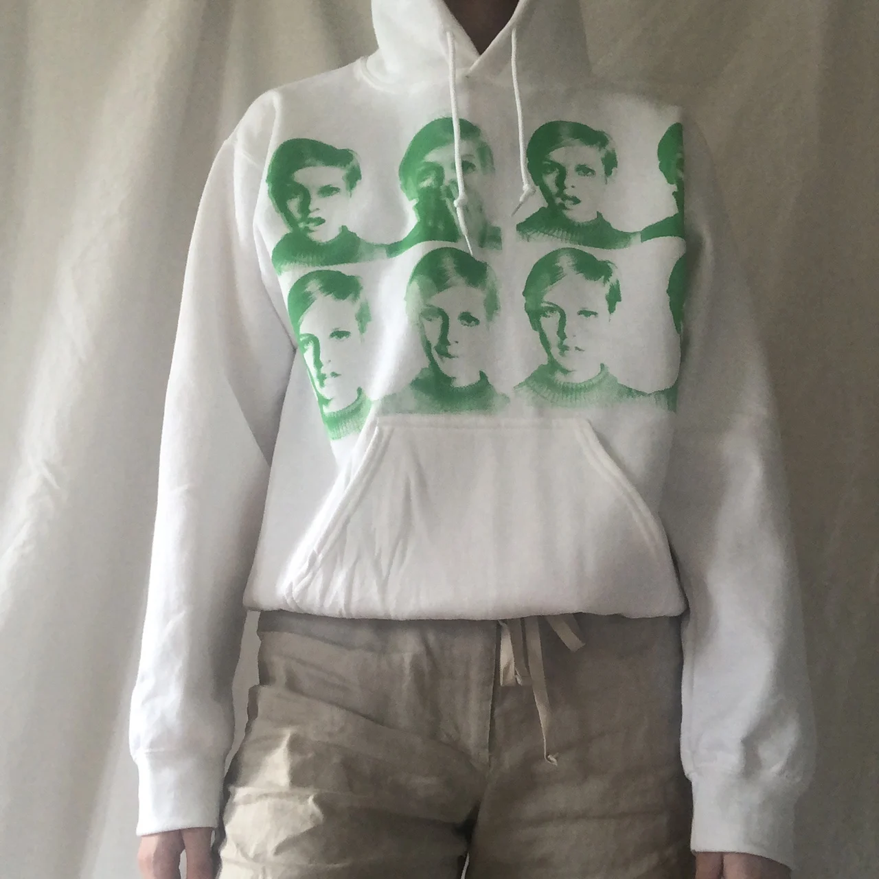Spring Autumn Women Casual Hoodies Portrait Print Long Sleeve Pullover with Drawstring Sweatshirt With Pocket
Spring Autumn Women Casual Hoodies Portrait Print Long Sleeve Pullover with Drawstring Sweatshirt With Pocket