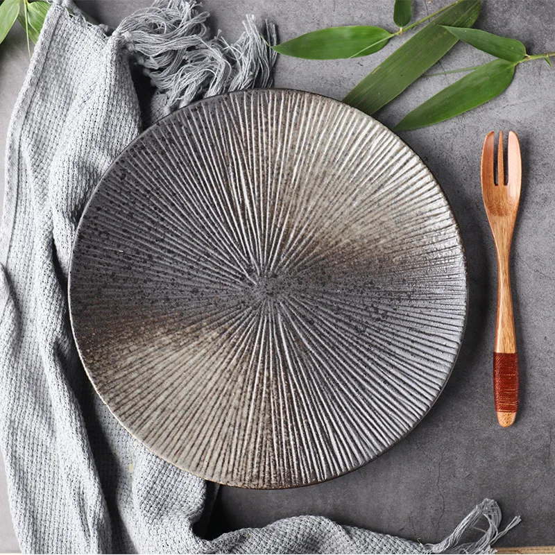 Japanese retro ceramic tableware Creative personality Western food plate Black steak spaghetti salad plate disc
Japanese retro ceramic tableware Creative personality Western food plate Black steak spaghetti salad plate disc