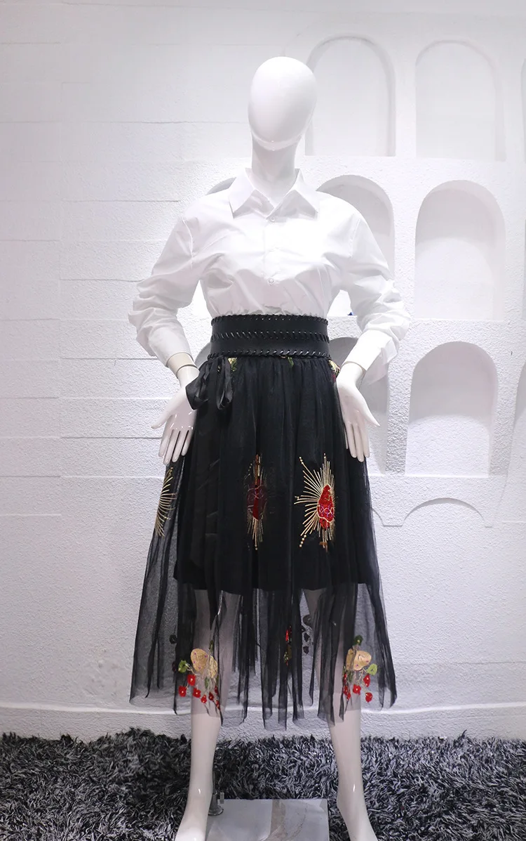 Runway Designers Black Mesh Embroidery Midi Skirts Women 2020 Spring Vintage High Waist Pleated Skirt Mujer Faldas
Runway Designers Black Mesh Embroidery Midi Skirts Women 2020 Spring Vintage High Waist Pleated Skirt Mujer Faldas