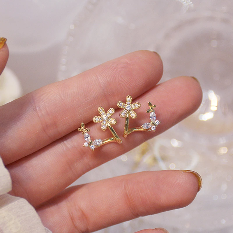 Romantic Butterfly Flowers Earrings for Women Top Designer Luxury Jewelry Micro Inlaid AAA Zircon High Quality S925 Needle Party
Romantic Butterfly Flowers Earrings for Women Top Designer Luxury Jewelry Micro Inlaid AAA Zircon High Quality S925 Needle Party