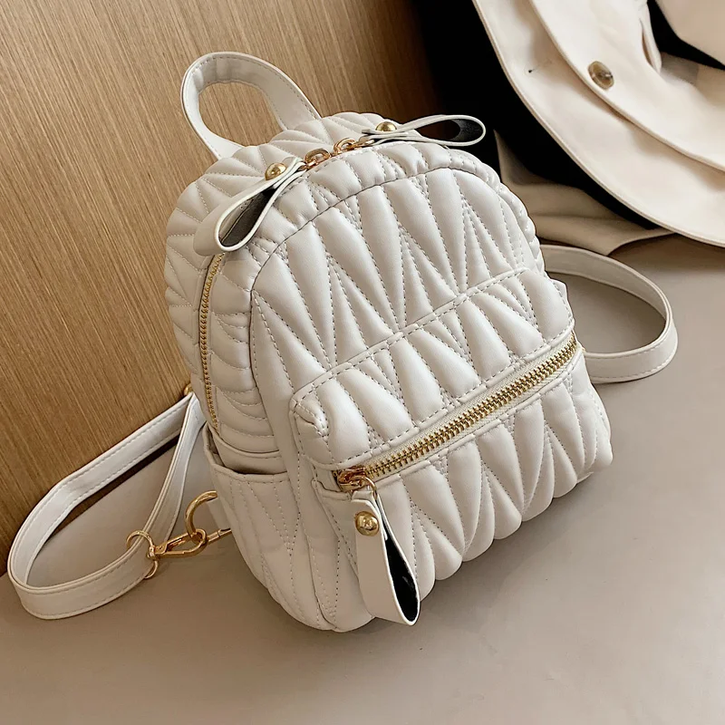 HISUELY Fashion Bohemia Women Shoulder Bag PU Leather Travel Backpack High Quality School Bag for Girl Sac a Dos Feminina BG1587
HISUELY Fashion Bohemia Women Shoulder Bag PU Leather Travel Backpack High Quality School Bag for Girl Sac a Dos Feminina BG1587