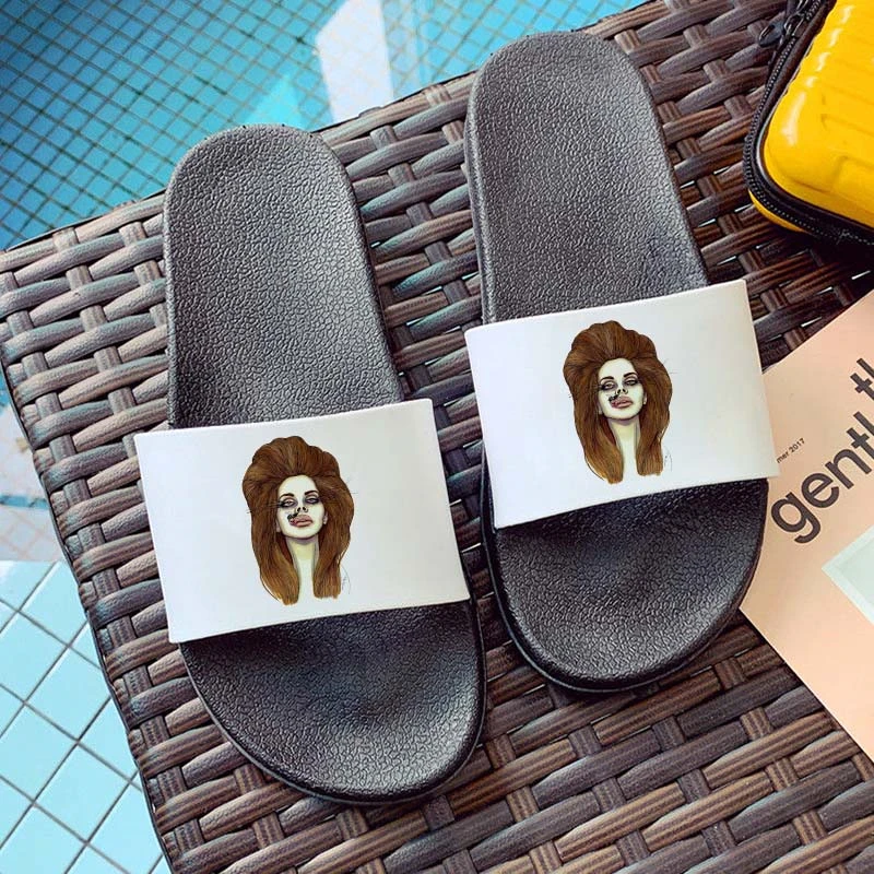 Vouge Printed Shoes Outdoor Indoor Home Non-slip Slides shoes for women 2021 Fashion Girl printed Non-slip Slides
Vouge Printed Shoes Outdoor Indoor Home Non-slip Slides shoes for women 2021 Fashion Girl printed Non-slip Slides