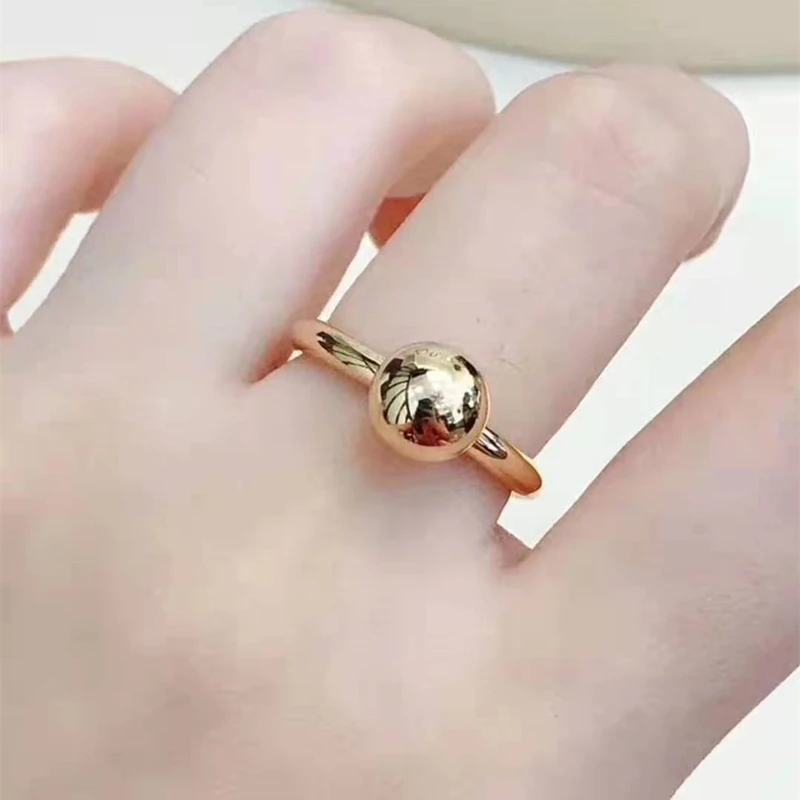 1:1 Luxury Brand Sterling Silver Ball Ring For Women Classic HardWear Series 6/8mm 3 Color Women's Selected Party Jewelry
1:1 Luxury Brand Sterling Silver Ball Ring For Women Classic HardWear Series 6/8mm 3 Color Women's Selected Party Jewelry