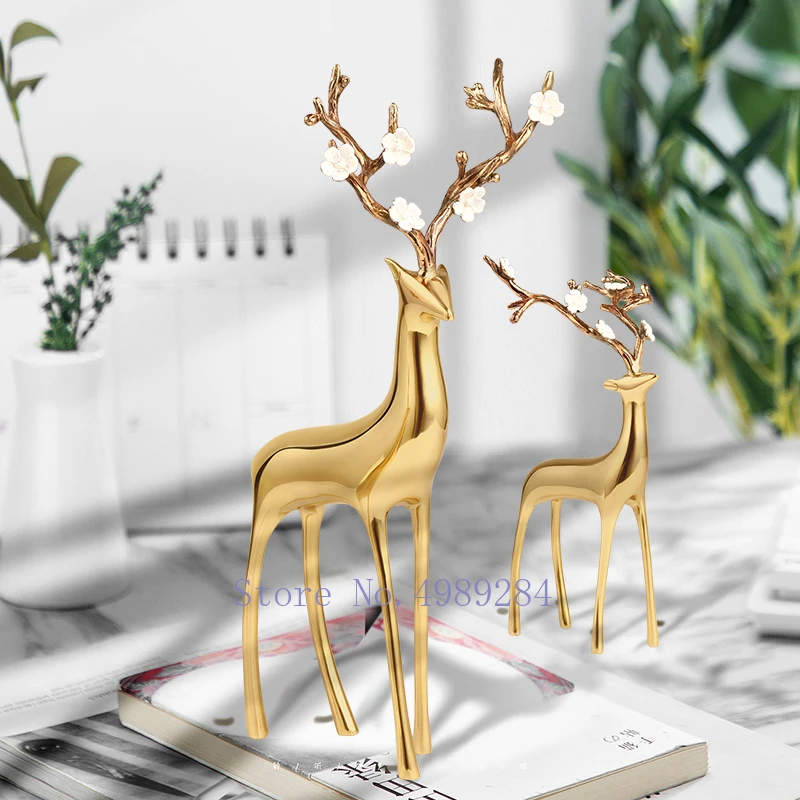Creativity Copper Golden Deer Metal Handicraft Decoration Simulation Luxurious decoration Modern Home Decoration Accessories
Creativity Copper Golden Deer Metal Handicraft Decoration Simulation Luxurious decoration Modern Home Decoration Accessories