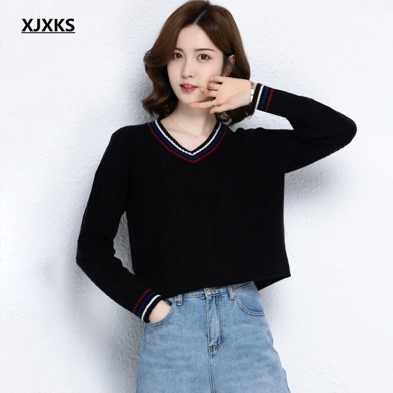 XJXKS 2021 autumn winter new high-quality wool knitted sweater women pullover fashion V-neck women short sweater
XJXKS 2021 autumn winter new high-quality wool knitted sweater women pullover fashion V-neck women short sweater