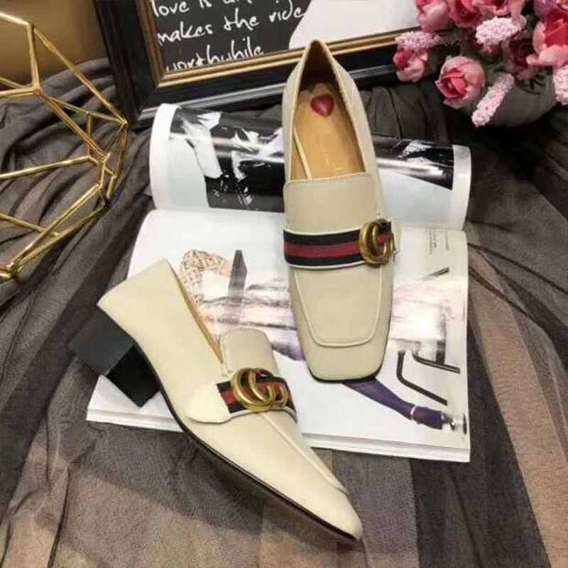 Black high heels metal decorative classic fashion women's shoes 2021 high quality custom logo Pearl Joker shoes
Black high heels metal decorative classic fashion women's shoes 2021 high quality custom logo Pearl Joker shoes