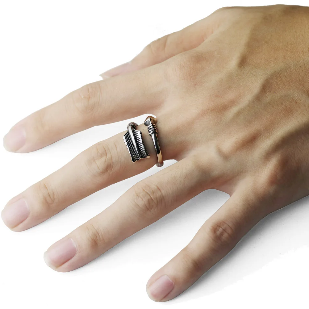 Arrow ring retro Europe and the United States open three color hip hop Europe and the United States cross border e-commerce
Arrow ring retro Europe and the United States open three color hip hop Europe and the United States cross border e-commerce