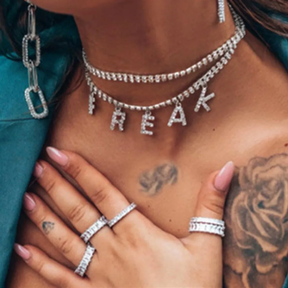 Luxury Two Rows Rhinestone Letter Pendant Necklace NASTY FREAK Choker Necklace Jewelry for Girl Bling Crystal Sexy Choker Collar
Luxury Two Rows Rhinestone Letter Pendant Necklace NASTY FREAK Choker Necklace Jewelry for Girl Bling Crystal Sexy Choker Collar