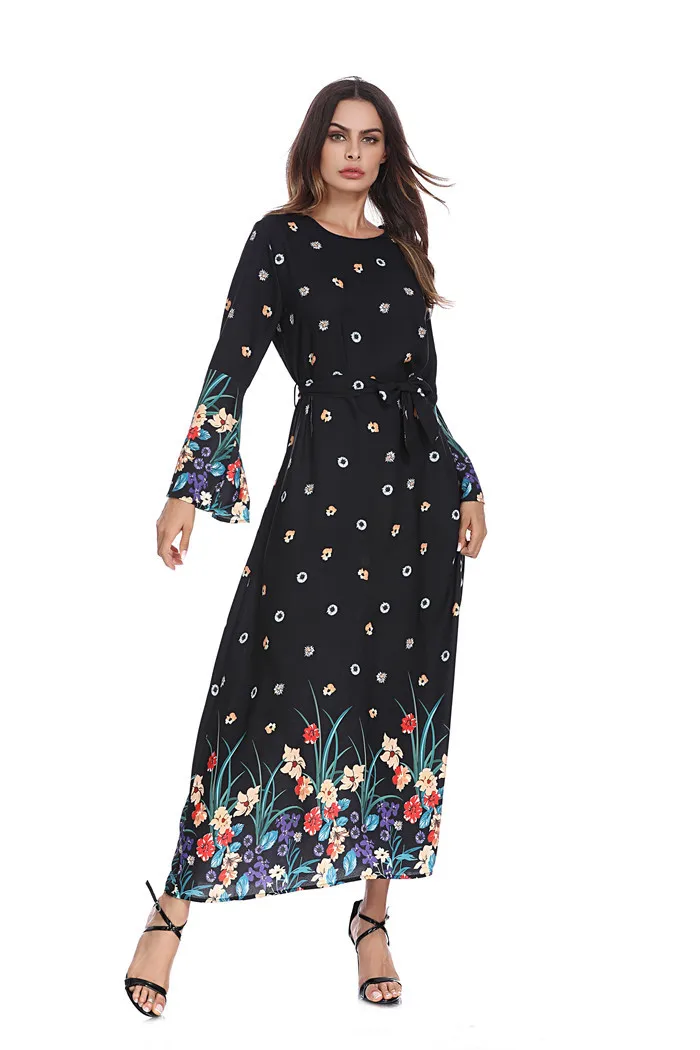 2021 Summer New Middle East Arab Dubai Turkey Kuwait Slim Positioning Floral Trumpet Sleeve Robe Dress Muslim Women's Clothing
2021 Summer New Middle East Arab Dubai Turkey Kuwait Slim Positioning Floral Trumpet Sleeve Robe Dress Muslim Women's Clothing