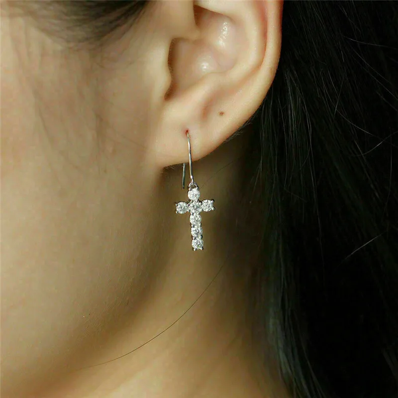 CAOSHI Fashionable Cross Earrings for Women Shiny Zirconia Drop Earrings Fashion Jewelry 2021 Personality Accessories for Female
CAOSHI Fashionable Cross Earrings for Women Shiny Zirconia Drop Earrings Fashion Jewelry 2021 Personality Accessories for Female