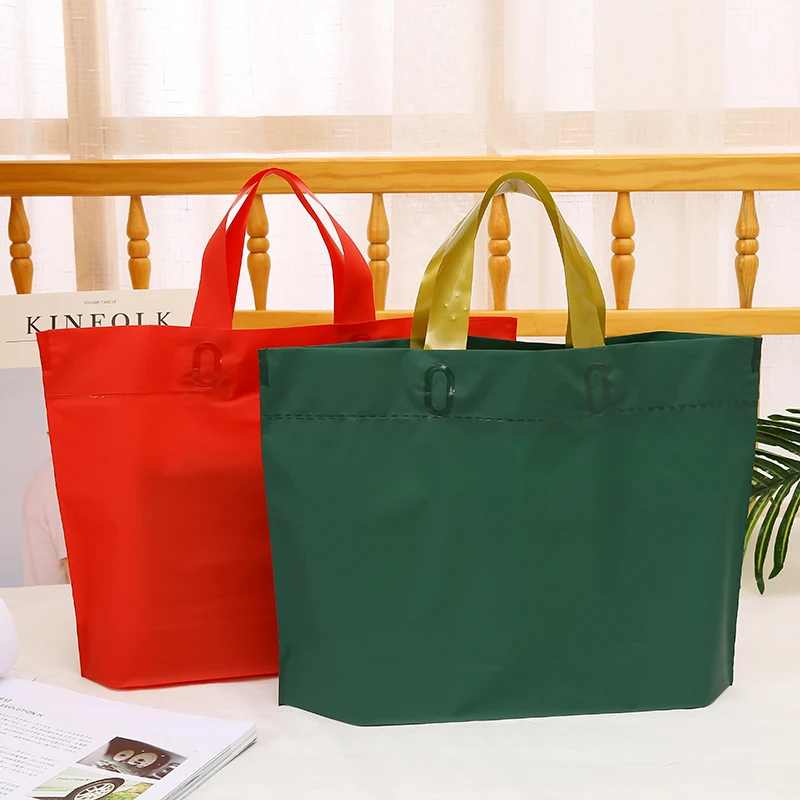 50PCS Pink Square Frosted Clothing Plastic Shopping Bags Black Hand Handle Color Package Bag For Business Green Wholesale Pouch
50PCS Pink Square Frosted Clothing Plastic Shopping Bags Black Hand Handle Color Package Bag For Business Green Wholesale Pouch