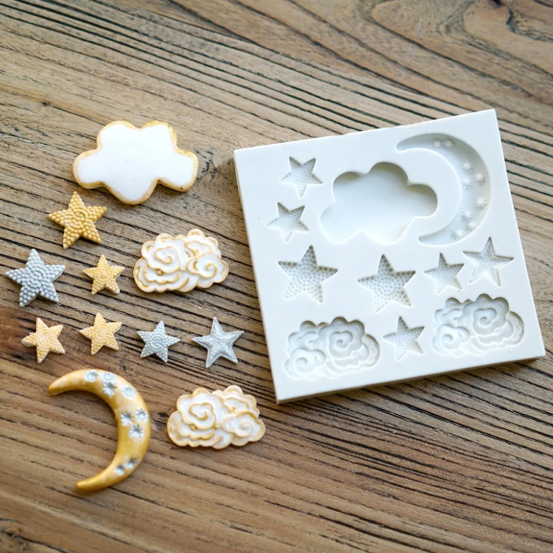 Baiyun Star Moon Silicone Mold Fudge Mold Cake Decoration Tool Chocolate Fudge Mold Wedding Party Cake Decoration Baking Tool
Baiyun Star Moon Silicone Mold Fudge Mold Cake Decoration Tool Chocolate Fudge Mold Wedding Party Cake Decoration Baking Tool