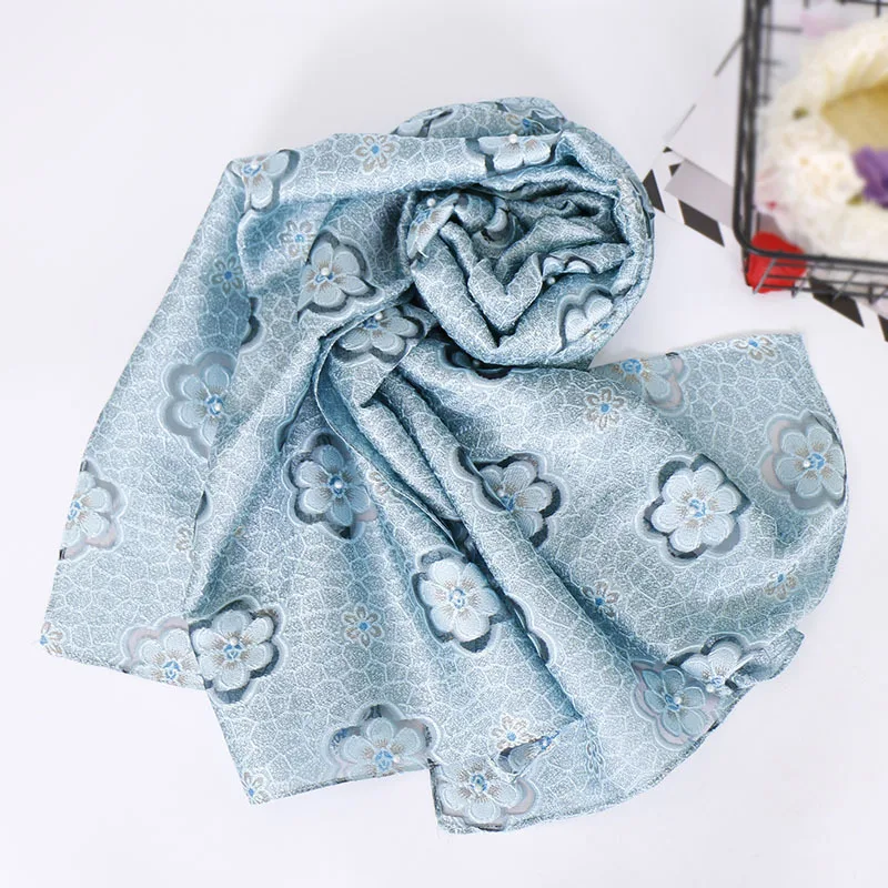 Autumn and Winter New Female Monochrome Scarf Wind Wild Imitation Silk Shawl Four Seasons Travel Decorate Scarves
Autumn and Winter New Female Monochrome Scarf Wind Wild Imitation Silk Shawl Four Seasons Travel Decorate Scarves