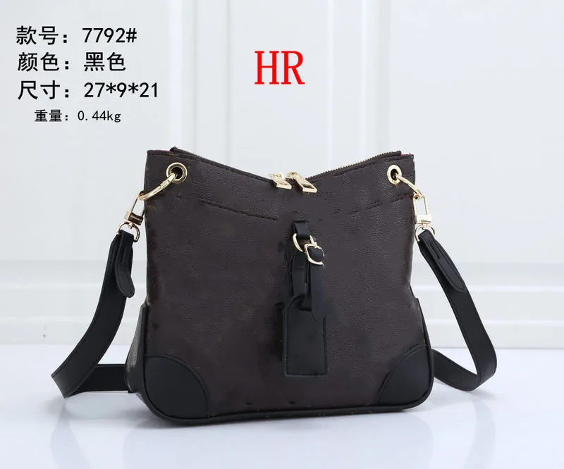 Luxury woman handbag fashion brand designer messenger messenger Pu leather fashion mahjong chain sling ladies plaid handbag 05
Luxury woman handbag fashion brand designer messenger messenger Pu leather fashion mahjong chain sling ladies plaid handbag 05