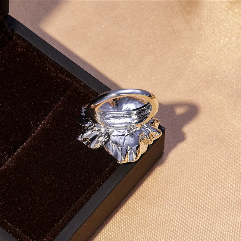 Popular New Exquisite Pink Petal Flower Ring Female Fashion Romantic Banquet Wedding Accessories Valentine's Day Gift Wholesale
Popular New Exquisite Pink Petal Flower Ring Female Fashion Romantic Banquet Wedding Accessories Valentine's Day Gift Wholesale