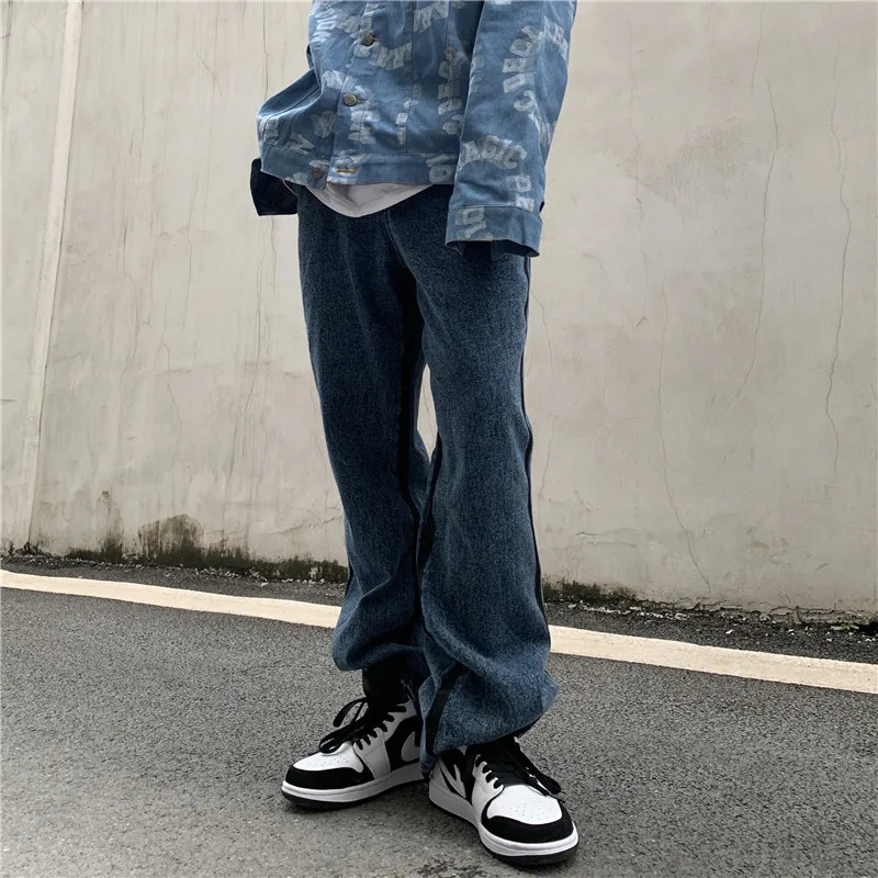 High Street European and American Hip-hop Flare Jeans Retro Black Blue Washed Worn Side Graffiti Flared Denim Pants Men Women
High Street European and American Hip-hop Flare Jeans Retro Black Blue Washed Worn Side Graffiti Flared Denim Pants Men Women