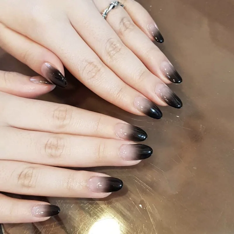 24pcs Black Gradients Wear Long Paragraph Fashion Manicure Patch False Nails Save Time Wearable Nail Patch DL
24pcs Black Gradients Wear Long Paragraph Fashion Manicure Patch False Nails Save Time Wearable Nail Patch DL